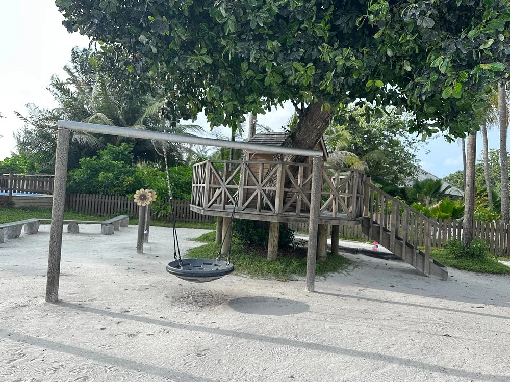 Jawakara Islands Maldives 5*: Зоны для семей/игр 4